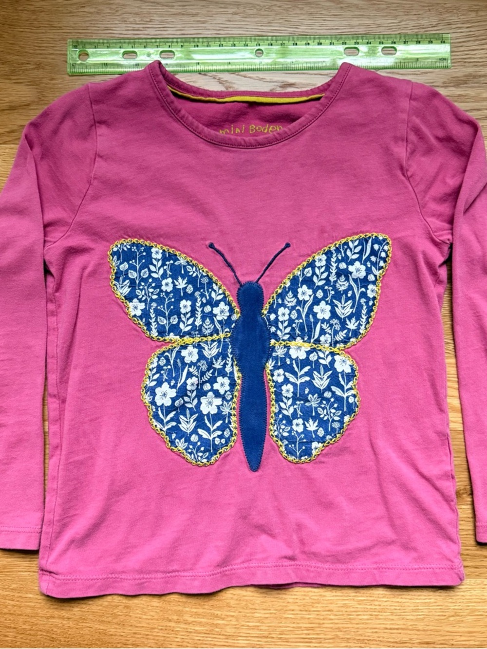 Mini Boden Pink Long-Sleeve Butterfly Appliqué Top (5-6 years)